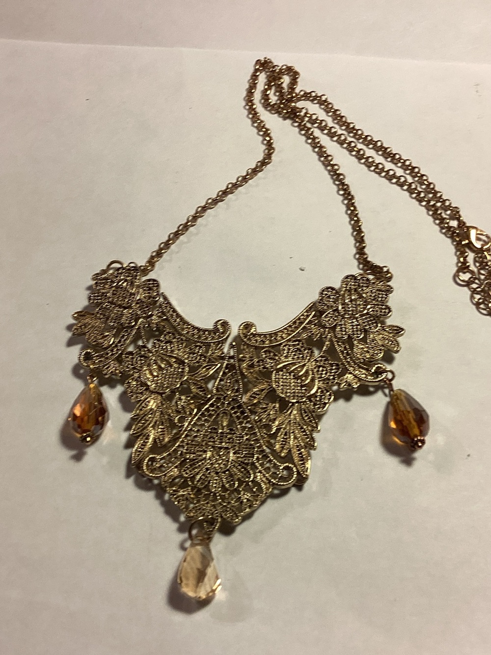 Ornate Goldtone necklace with Swarovski crystals